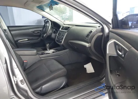 2017 Nissan Altima 2.5 S z USA, uszkodzony, nr VIN 1N4AL3AP3HC474792